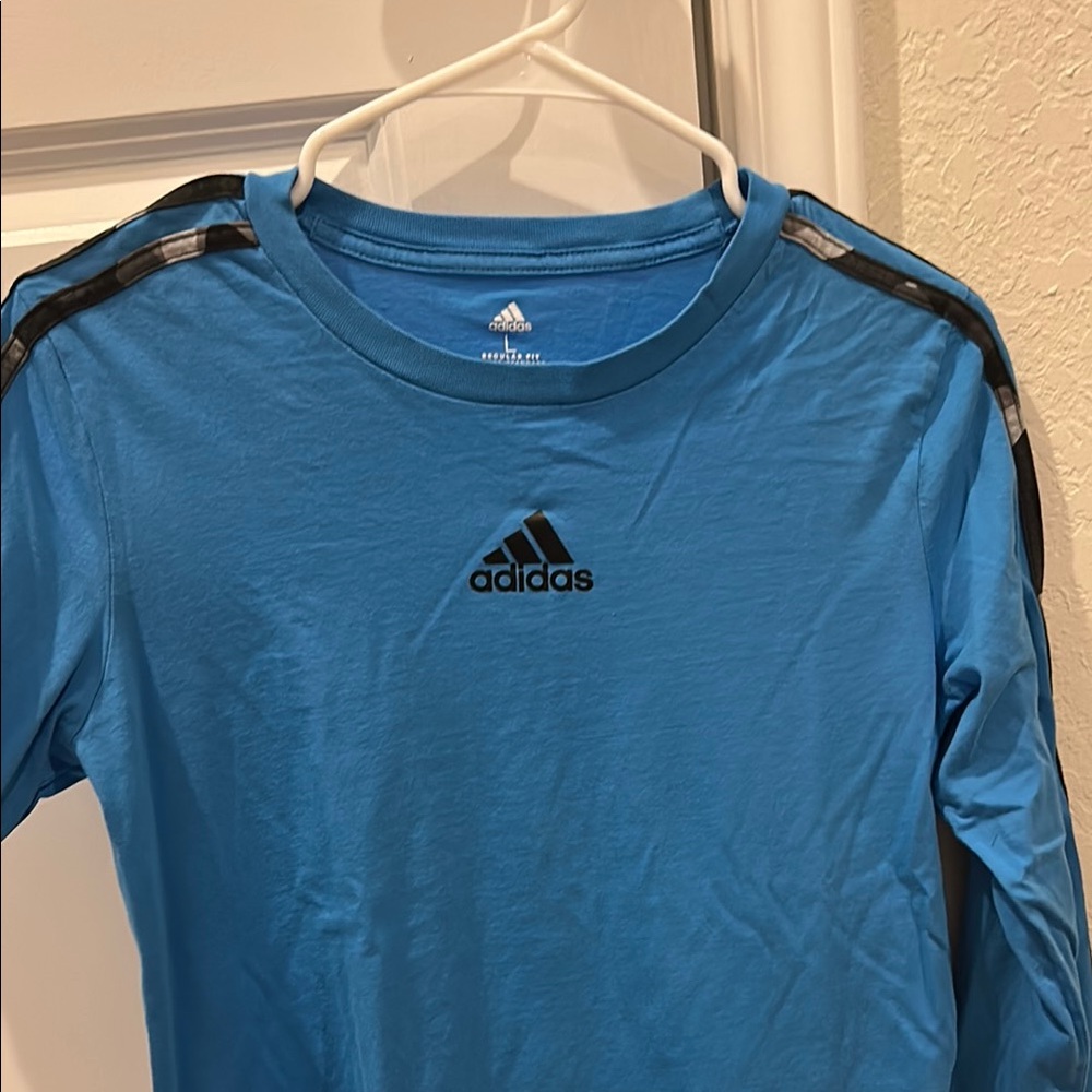 adidas Blue Long Sleeve Tee with Crew Neck and Performance Fabric
